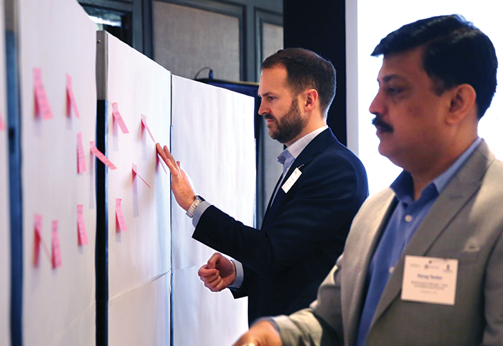 Facilitating Expert Conversations on AI and Big Data in Healthcare